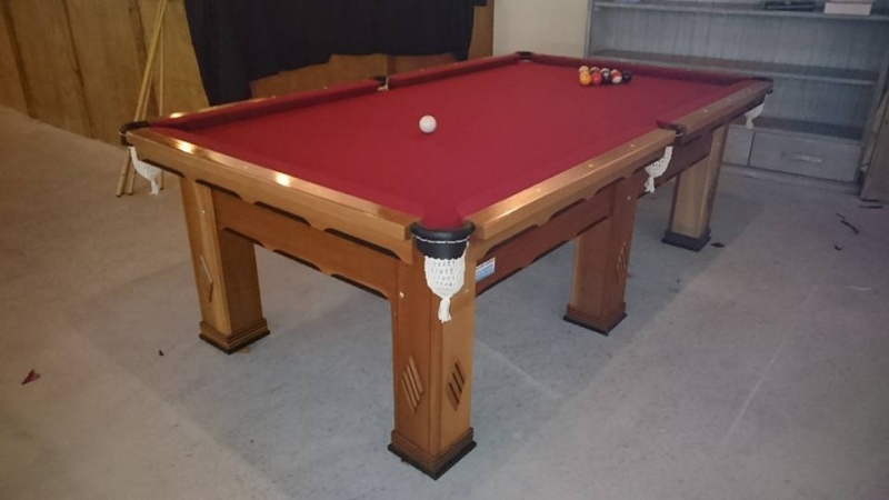 Sinuca De Bico - A maior mesa de snooker do mundo :)